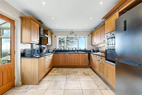 3 bedroom detached house for sale, Lodge Drive, Malvern, Worcestershire, WR14