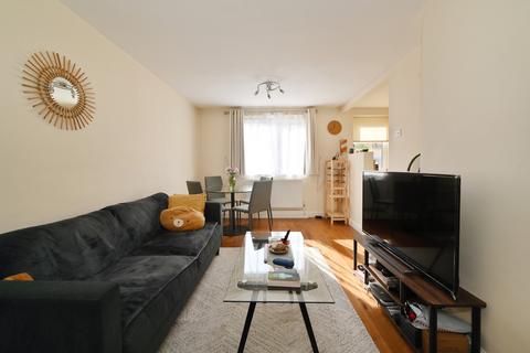 1 bedroom flat for sale, London E14
