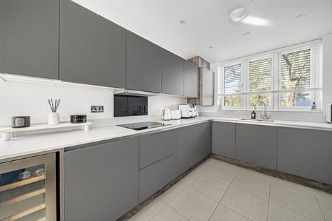 74 Camp Road, Upper Heyford, Bicester, OX25 5DP