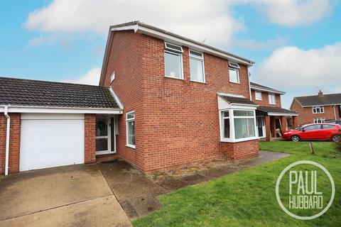 4 bedroom link detached house for sale, Yarrow Drive, Carlton Colville, NR33