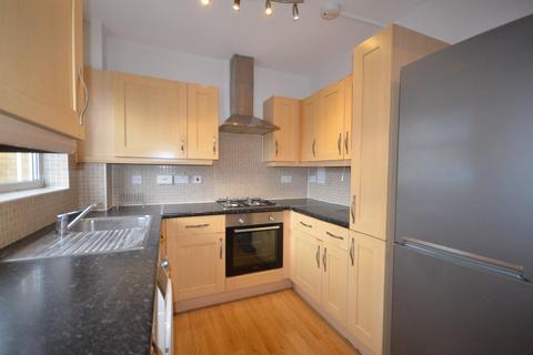 2 bedroom flat to rent, Warren Way, Edgware