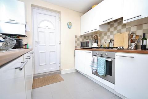 1 bedroom apartment for sale, Oakfield Road, London