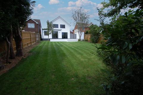 4 bedroom detached house for sale, Old Hadlow Road, Tonbridge