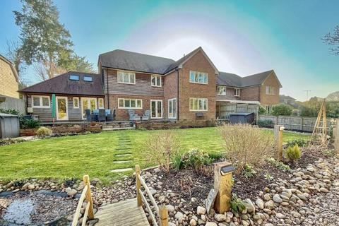 4 bedroom detached house for sale, Cedarwood House, Sandleheath, SP6 1TD