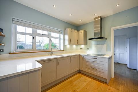 4 bedroom detached house for sale, Ashford Road, Tenterden, Kent, TN30