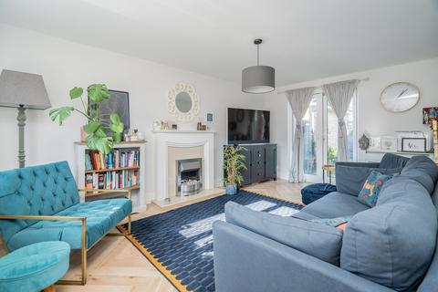 10 Birch Close, Cranfield, Bedford, MK43 0FP