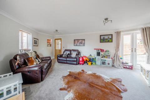 3 bedroom terraced house for sale, Bristow Road, Tewkesbury GL20