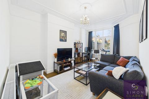 2 bedroom apartment to rent, Cranley Gardens, London, N13 - PET FRIENDLY