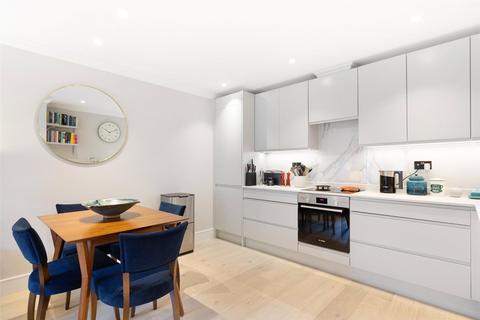Flat 1, 2 Sutherland Road, London, W13 0DT