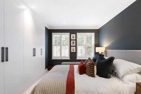 Flat 1, 2 Sutherland Road, London, W13 0DT