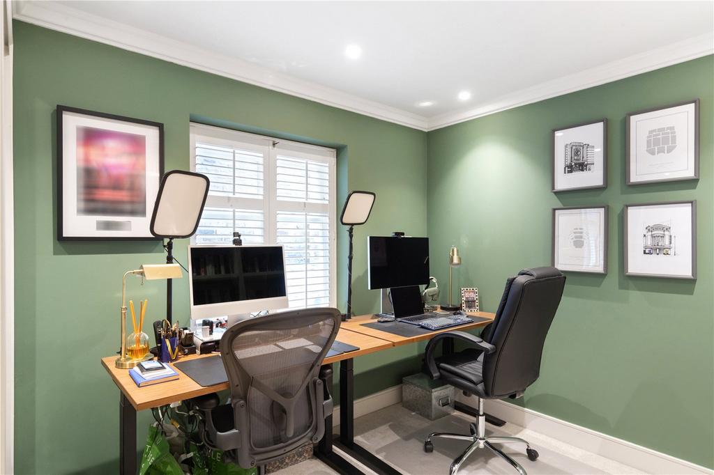 Bedroom/Study