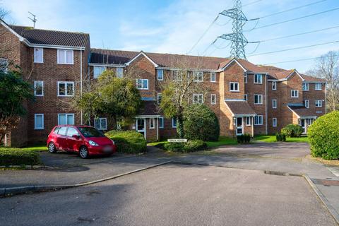 1 bedroom flat for sale, Percy Gardens, Worcester Park, KT4