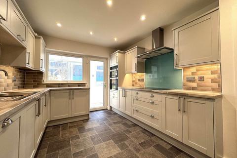 3 bedroom detached bungalow for sale, College Close, Westward Ho!