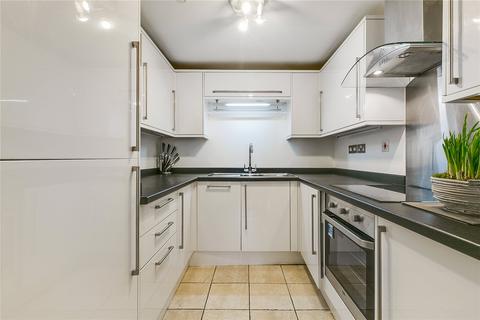 2 bedroom apartment to rent, London W2