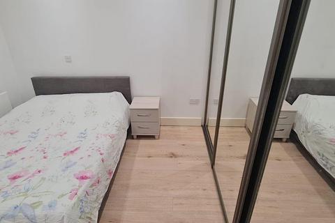 1 bedroom apartment to rent, Mondial Way, Hayes UB3
