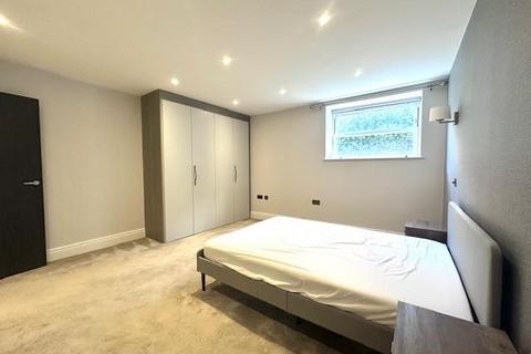 3 bedroom apartment to rent, Bergamont House, 52 Rowantree Road, Enfield