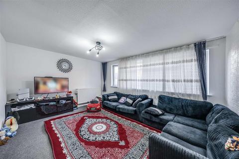 3 bedroom end of terrace house for sale, Wolsley Close, Crayford, Kent