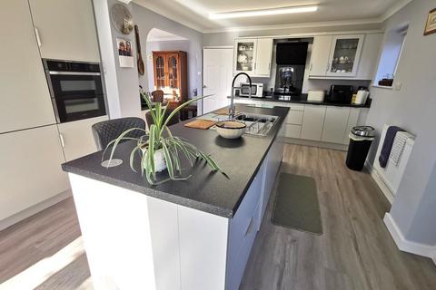 Edgewood Church Road, Flixton, Bungay, NR35 1NU