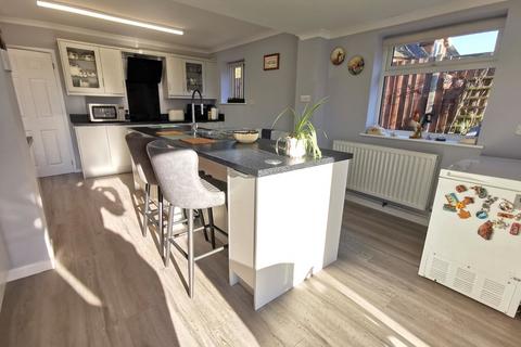 Edgewood Church Road, Flixton, Bungay, NR35 1NU