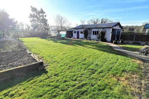 Edgewood Church Road, Flixton, Bungay, NR35 1NU