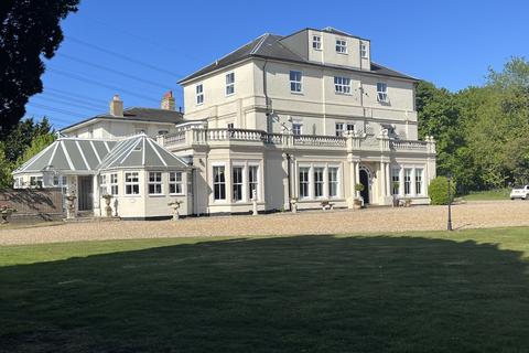 undefined, Aldringham house