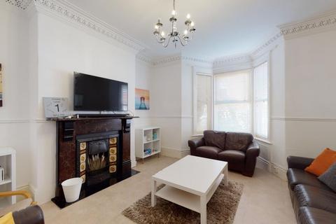 6 bedroom terraced house for sale, Sunbury Avenue, Newcastle Upon Tyne NE2