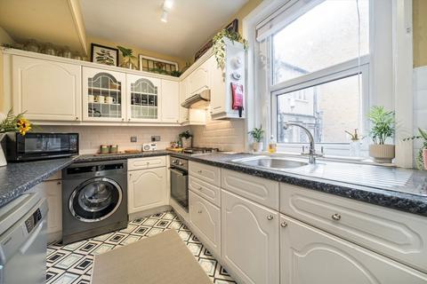 2 bedroom house to rent, Dolben Street, London SE1