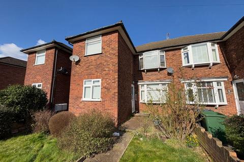 2 bedroom flat for sale, 17 Chase Gardens, Chingford, London, E4 8LB