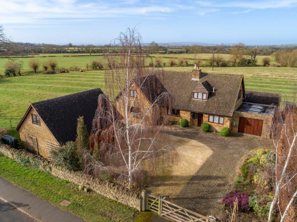 Stoneythorpe&amp;land