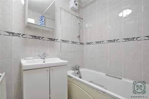 3 bedroom apartment to rent, Gloucester Road, Tottenham, London, N17