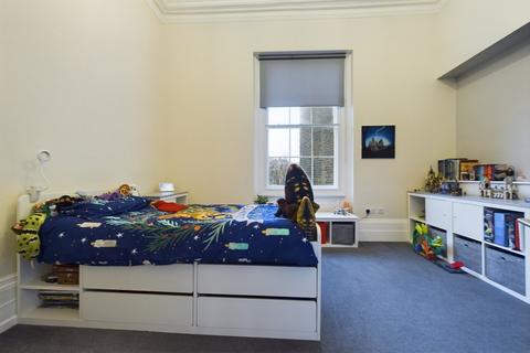 Apartment 2, 7 Cambridge Terrace, Dover, CT16 1JT