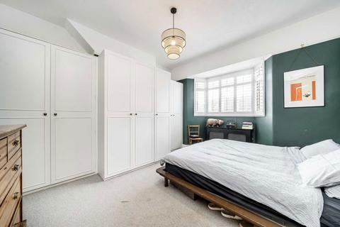 17 Strathbrook Road, London, SW16 3AT