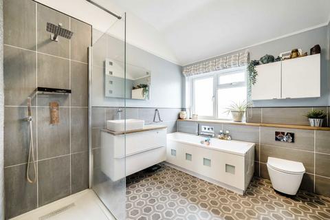 17 Strathbrook Road, London, SW16 3AT