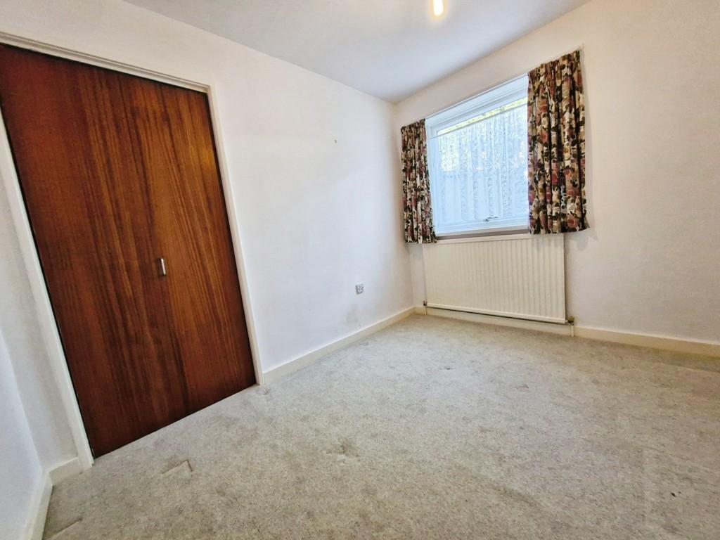 Ef24fa04-1000033515