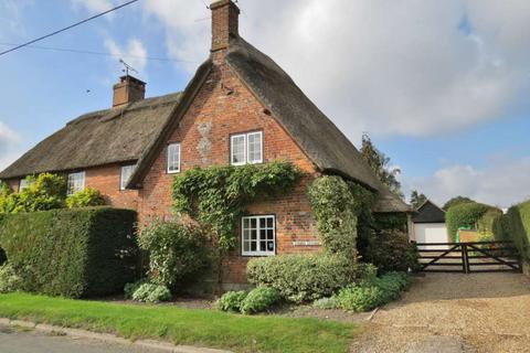 undefined, Grade II Listed thatched period cottage of great charm and character. Burbage