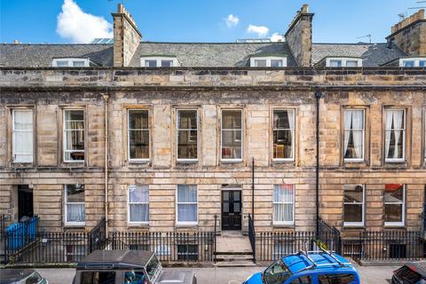 3 bedroom apartment for sale, Hope Street, St. Andrews