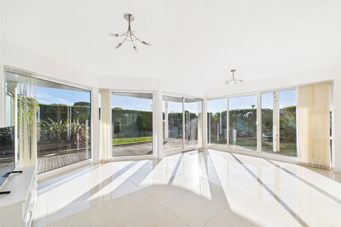 2 bedroom apartment for sale, Montague Road, Bournemouth, Dorset, BH5