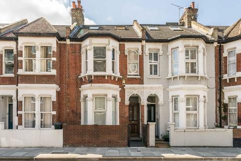 2 bedroom flat to rent, Kelvedon Road, Fulham SW6