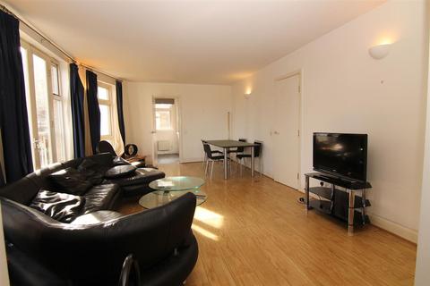 2 bedroom apartment to rent, Fairfield Road, Bow Quarter, E3