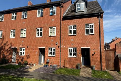 3 bedroom end of terrace house for sale, Nelson Close, Lichfield