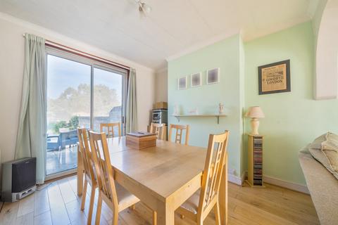 15 Barnard Road, Mitcham, CR4 2LB