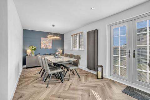 41 Lind Place, Dennyloanhead, Bonnybridge, FK4 1NQ