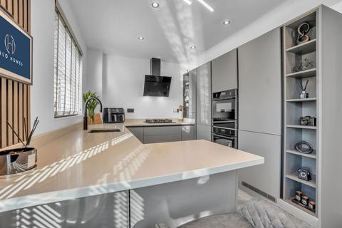 41 Lind Place, Dennyloanhead, Bonnybridge, FK4 1NQ