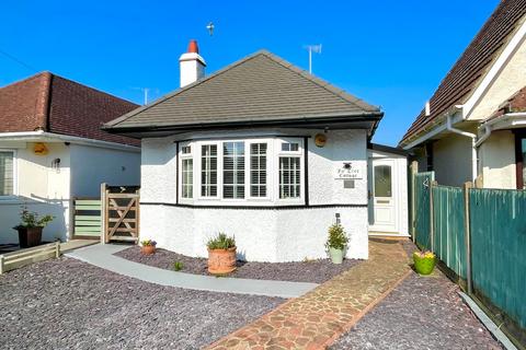 2 bedroom detached bungalow for sale, Wendy Ridge, Rustington