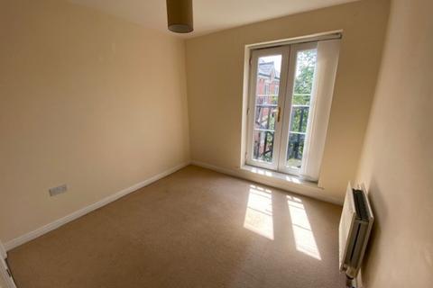 11 Collingtree Court, Solihull, B92 7HU
