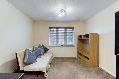 1 bedroom flat to rent, Pinewood Drive, Plymouth PL6