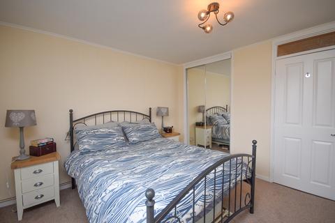 49 Iona Court, Perth, PH1 3AX