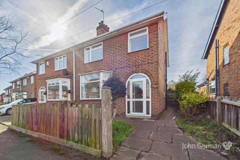 3 bedroom semi-detached house for sale, Whitehouse Avenue, Loughborough