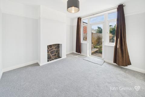 3 bedroom semi-detached house for sale, Whitehouse Avenue, Loughborough