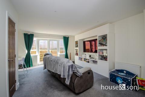 3 bedroom detached house for sale, Ellen Place, Poole